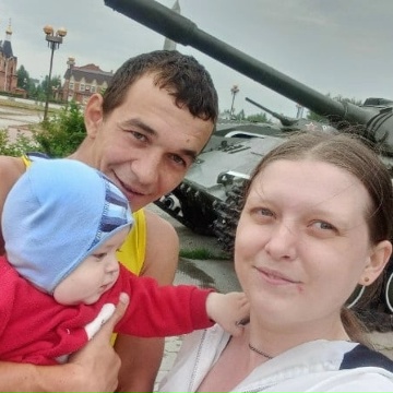 Олег Белый