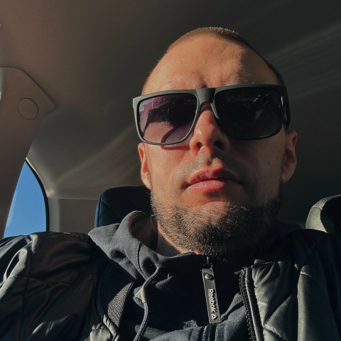 Валерий Толстов